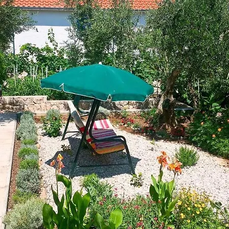 21 Apartament *